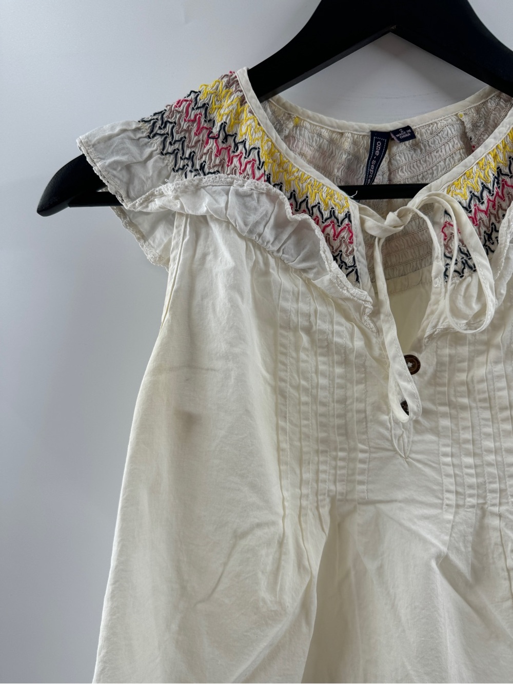 One September Cream Embroidered Ruffle Tank Top – Women's Size 2 (Small) - Picture 2 of 8